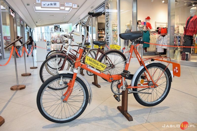 Wystawa zabytkowych rowerów w VIVO! Krosno