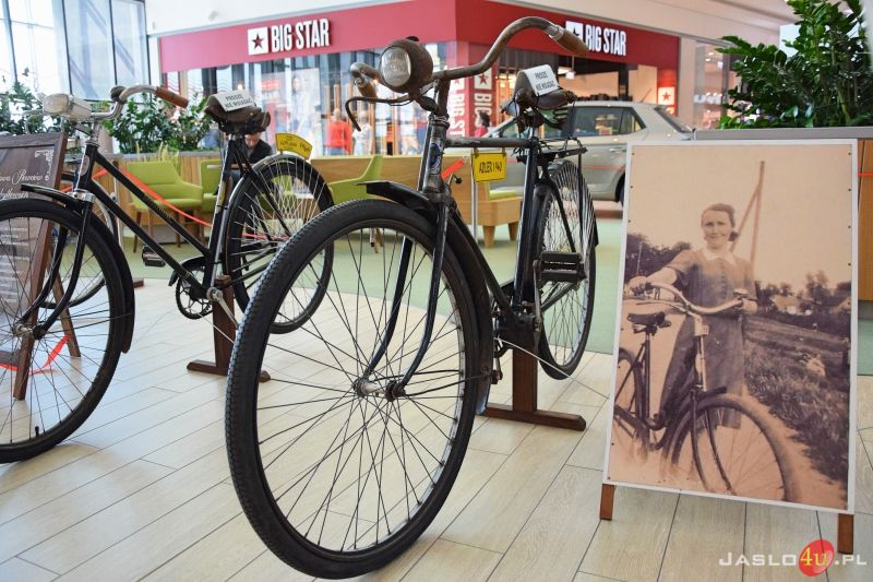 Wystawa zabytkowych rowerów w VIVO! Krosno