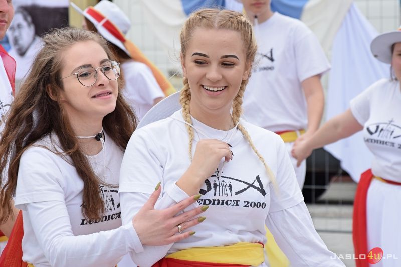 FISHMOB 2019 - Jasło tańczy dla św. Jana Pawła II