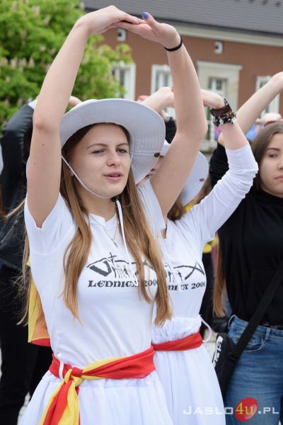 FISHMOB 2019 - Jasło tańczy dla św. Jana Pawła II