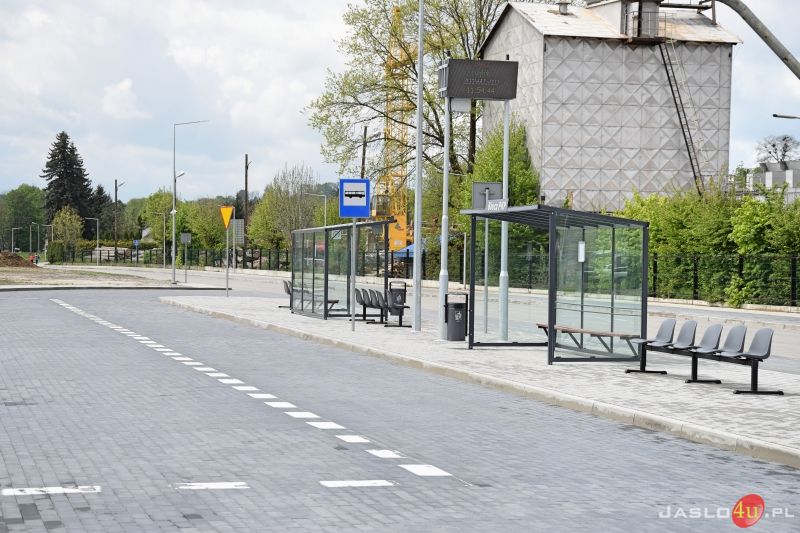 Uroczyste otwarcie zmodernizowanego dworca kolejowego w Bieczu