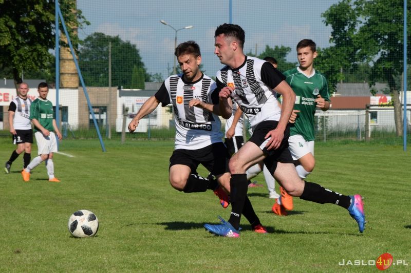 JKS Czarni 1910 Jasło vs LKS Tarnawa (4:3)