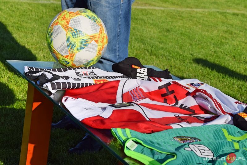 JKS Czarni 1910 Jasło vs LKS Tarnawa (4:3)