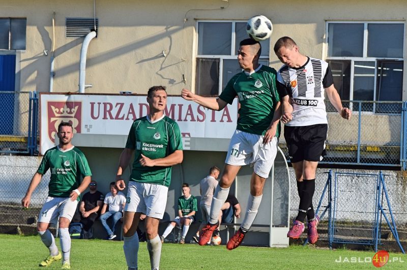 JKS Czarni 1910 Jasło vs LKS Tarnawa (4:3)