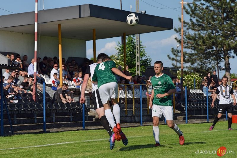 JKS Czarni 1910 Jasło vs LKS Tarnawa (4:3)