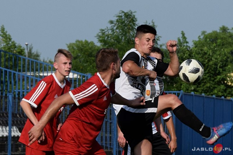 JKS Czarni 1910 Jasło vs Tempo Nienaszów (2:5)