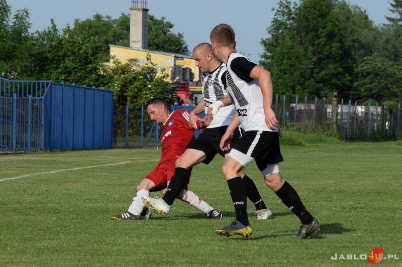 JKS Czarni 1910 Jasło vs Tempo Nienaszów (2:5)