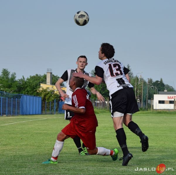 JKS Czarni 1910 Jasło vs Tempo Nienaszów (2:5)