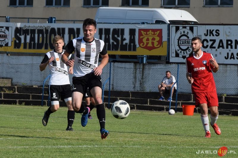 JKS Czarni 1910 Jasło vs Tempo Nienaszów (2:5)