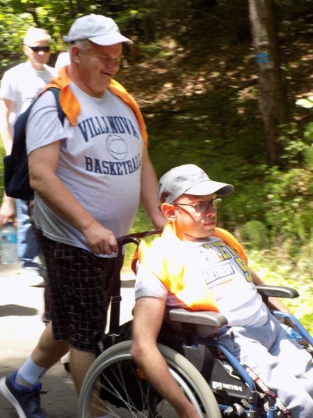 Uczniowie SOSW na I Beskidzkim Rajdzie Godności