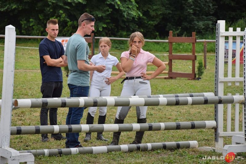 II Amatorskie Zawody w Skokach przez Przeszkody o Puchar Burmistrza Miasta Jasła
