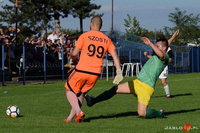 LKS Czeluśnica vs JKS Czarni 1910 Jasło (0:1)