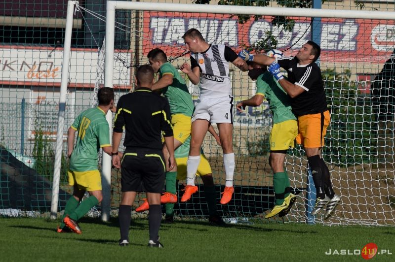 LKS Czeluśnica vs JKS Czarni 1910 Jasło (0:1)