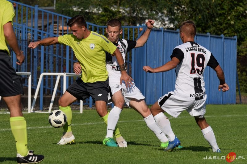 JKS Czarni 1910 Jasło vs LKS Skołyszyn (2:0)