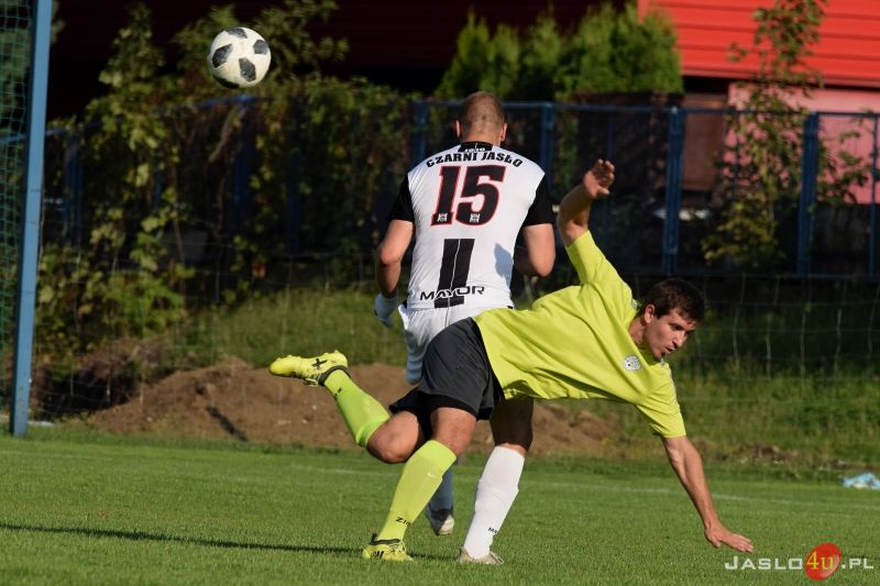 JKS Czarni 1910 Jasło vs LKS Skołyszyn (2:0)