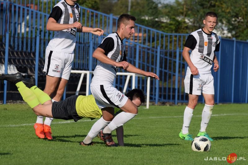 JKS Czarni 1910 Jasło vs LKS Skołyszyn (2:0)