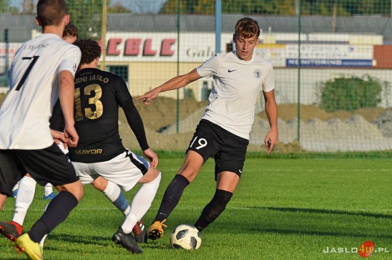 JKS Czarni 1910 Jasło vs GKS Zamczysko Odrzykoń (2:1)