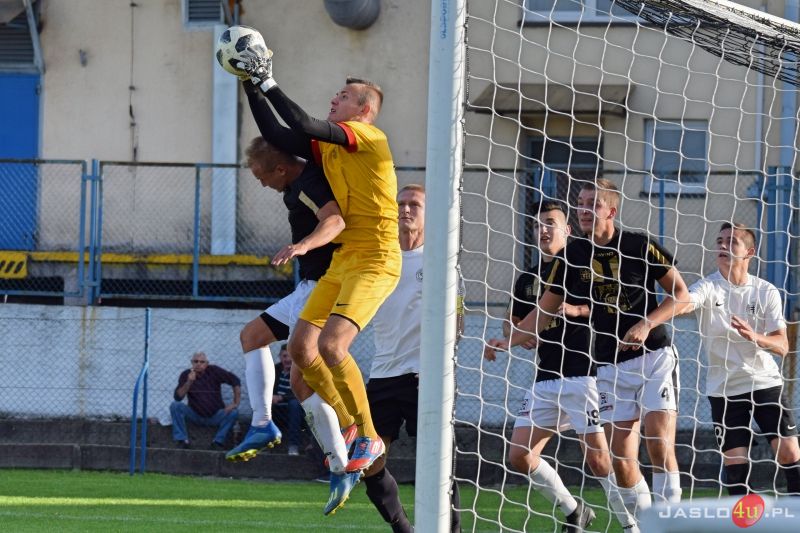 JKS Czarni 1910 Jasło vs GKS Zamczysko Odrzykoń (2:1)