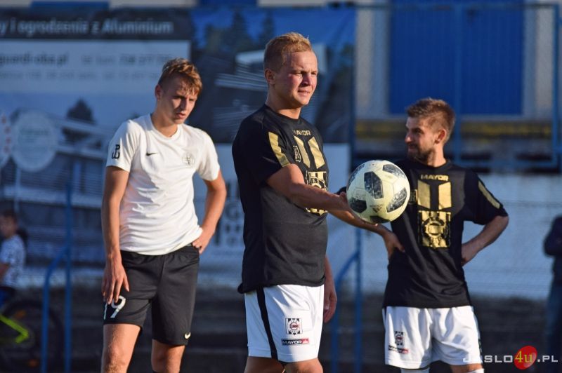 JKS Czarni 1910 Jasło vs GKS Zamczysko Odrzykoń (2:1)