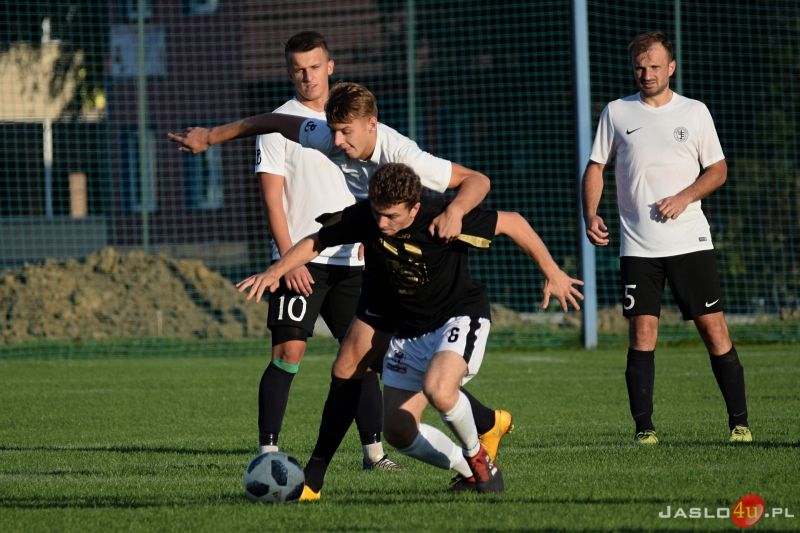 JKS Czarni 1910 Jasło vs GKS Zamczysko Odrzykoń (2:1)
