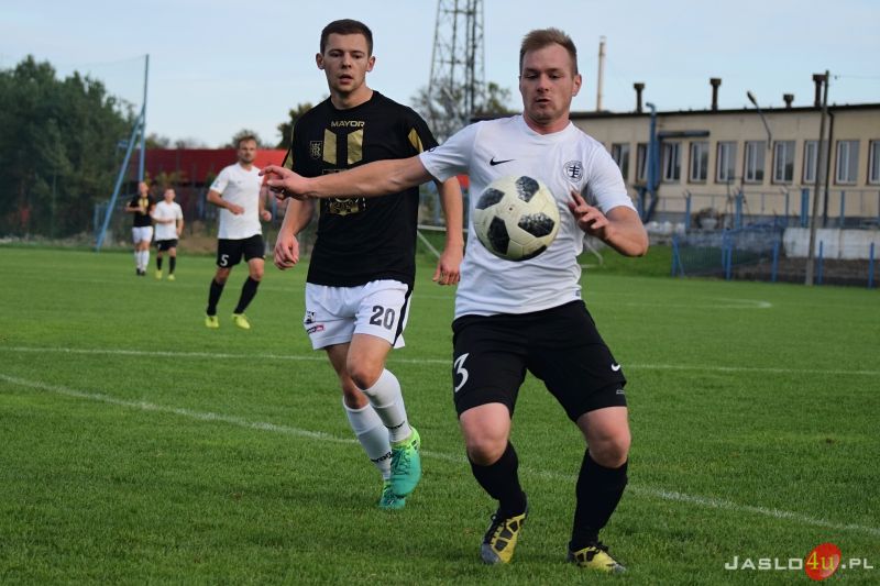 JKS Czarni 1910 Jasło vs GKS Zamczysko Odrzykoń (2:1)