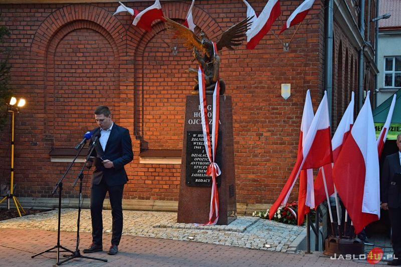Odsłonięcie pomnika Żołnierzy Wyklętych w Jaśle
