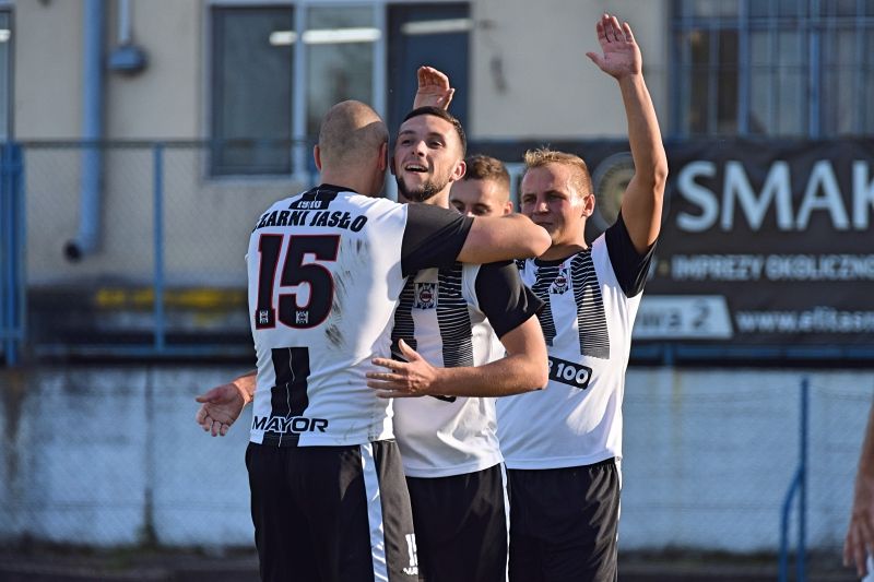 JKS Czarni 1910 Jasło vs LUKS Wisłok Sieniawa (3:0)