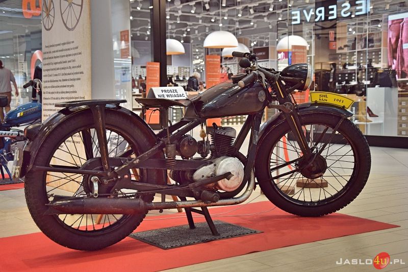 Wystawa zabytkowych motocykli w galerii VIVO! Krosno