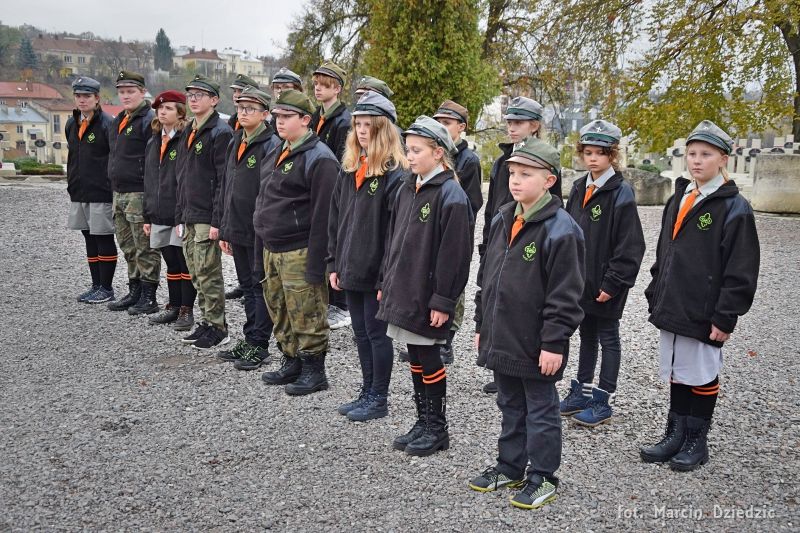Akcja - Znicze na polskich grobach na ziemi lwowskiej (dzień 1)