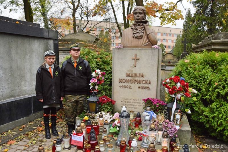 Akcja - Znicze na polskich grobach na ziemi lwowskiej (dzień 1)
