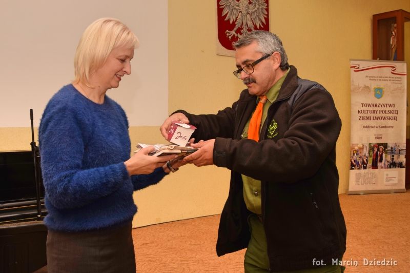 Akcja - Znicze na polskich grobach na ziemi lwowskiej (dzień 1)