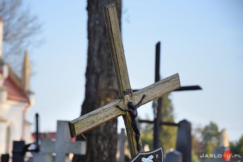 Dzień Wszystkich Świętych 2019 na jasielskich cmentarzach