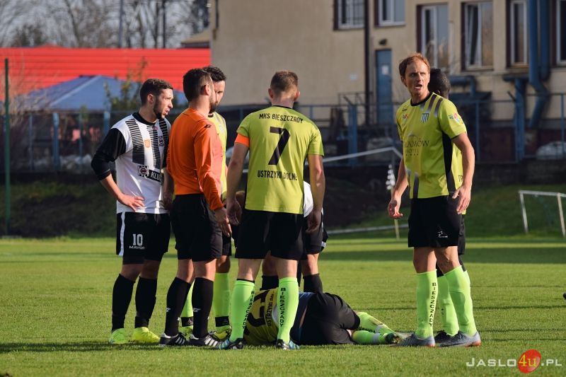 JKS Czarni 1910 Jasło vs MKS ARŁAMÓW Ustrzyki Dolne