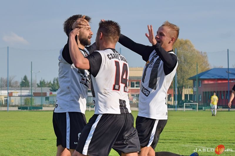 JKS Czarni 1910 Jasło vs MKS ARŁAMÓW Ustrzyki Dolne