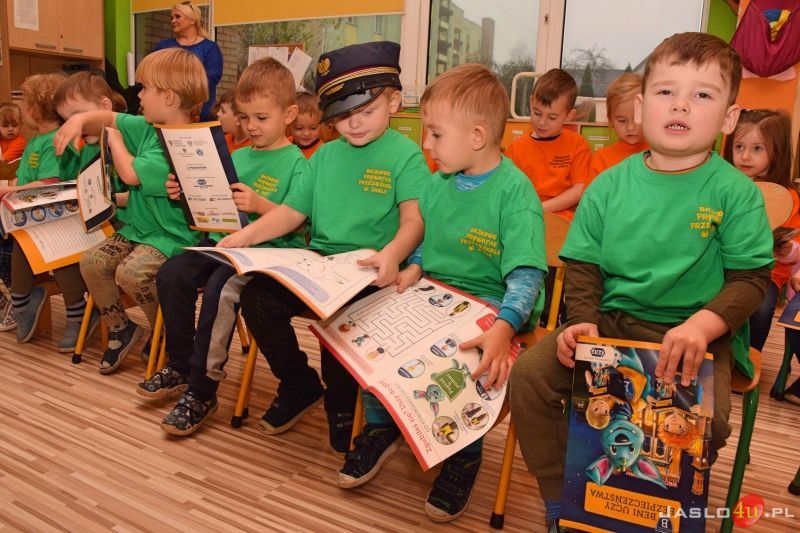 Kampania "Bezpieczny Przejazd" w Bajkowym Przedszkolu