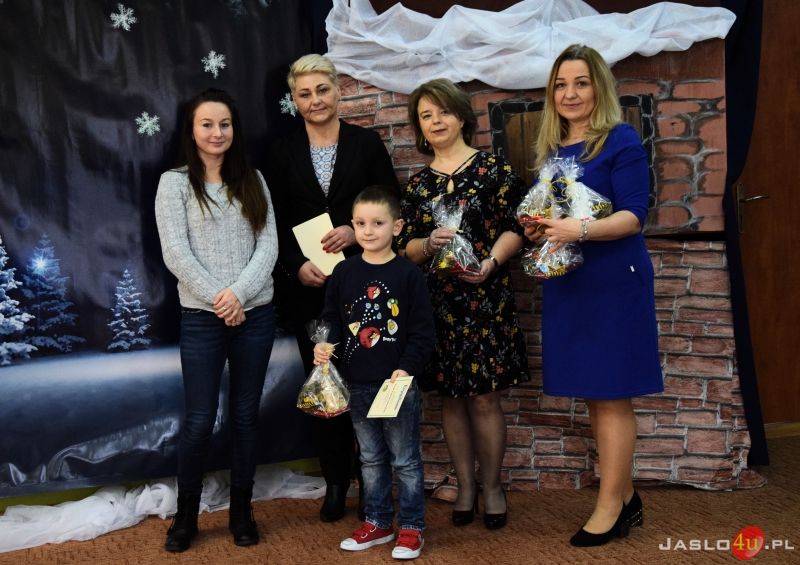Konkurs na "Rodzinny stroik świąteczny"