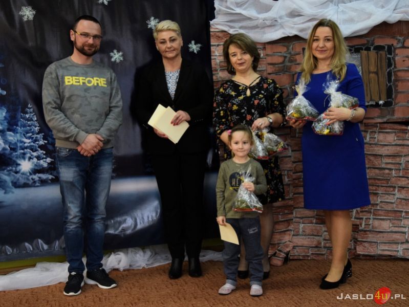 Konkurs na "Rodzinny stroik świąteczny"