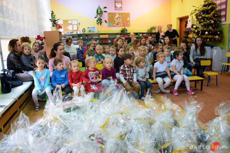 Konkurs na "Rodzinny stroik świąteczny"