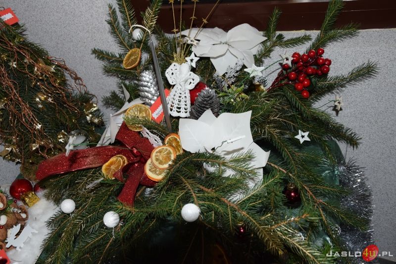 Konkurs na "Rodzinny stroik świąteczny"