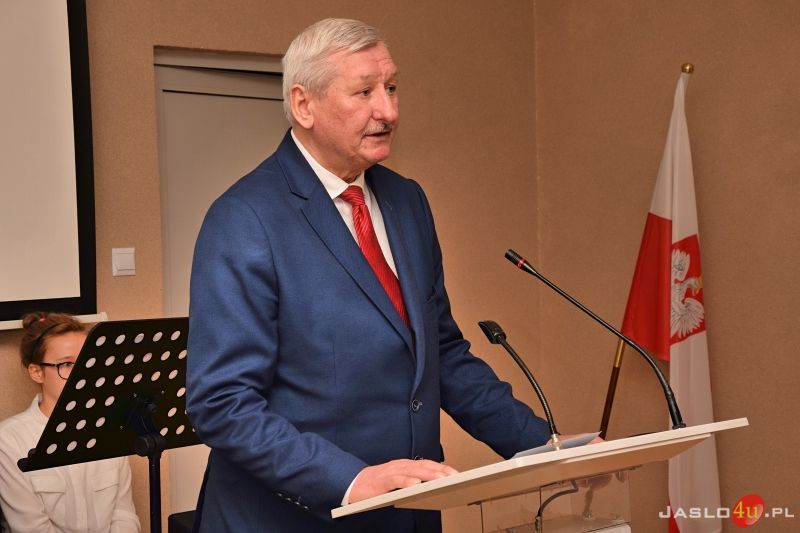 Powiatowe obchody 38. rocznicy wprowadzenia stanu wojennego w Zespole Szkół Budowlanych w Jaśle