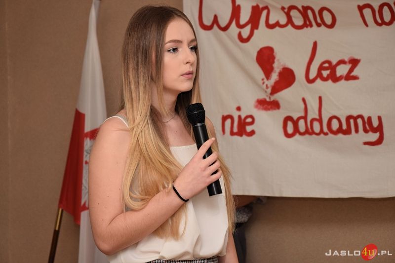 Powiatowe obchody 38. rocznicy wprowadzenia stanu wojennego w Zespole Szkół Budowlanych w Jaśle