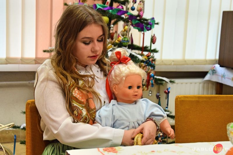 Powiatowe obchody 38. rocznicy wprowadzenia stanu wojennego w Zespole Szkół Budowlanych w Jaśle