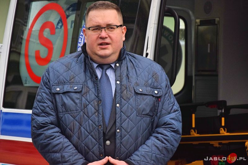 Przekazanie nowego ambulansu dla Szpitala Specjalistycznego w Jaśle