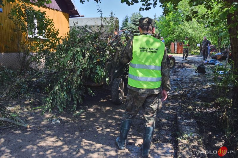 Podtopienia na jasielskich osiedlach Brzyszczki i Hankówka