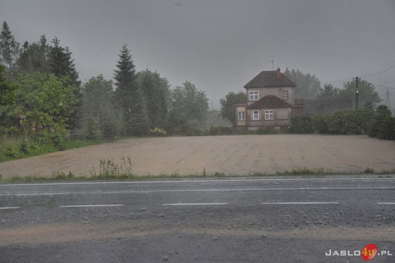 Podtopienia w Jaśle w wyniku oberwania chmury
