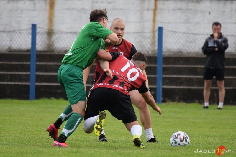 Sparing JKS Czarni 1910 Jasło - Cosmos Nowotaniec