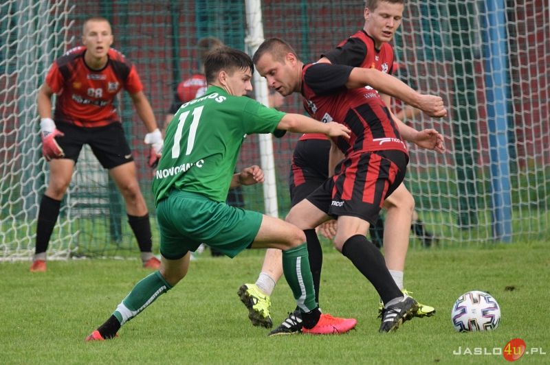 Sparing JKS Czarni 1910 Jasło - Cosmos Nowotaniec