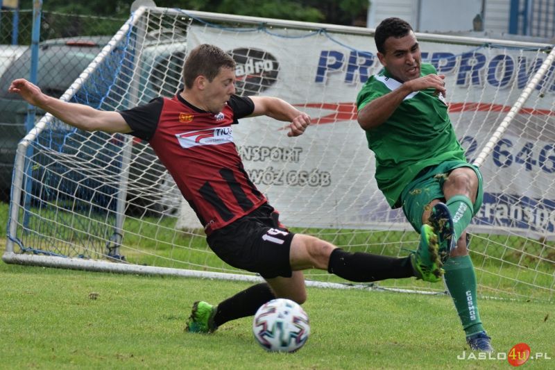 Sparing JKS Czarni 1910 Jasło - Cosmos Nowotaniec