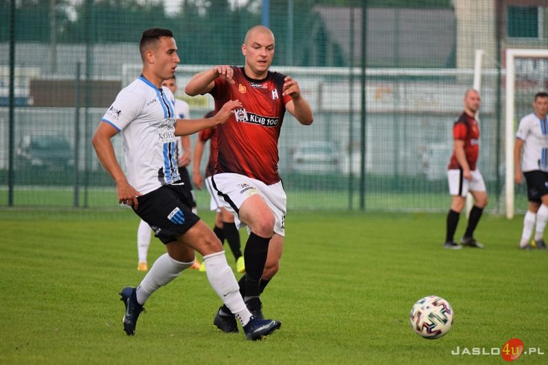 Mecz JKS Czarnin 1910 Jasło - JKS 1909 Jarosław (0:2)