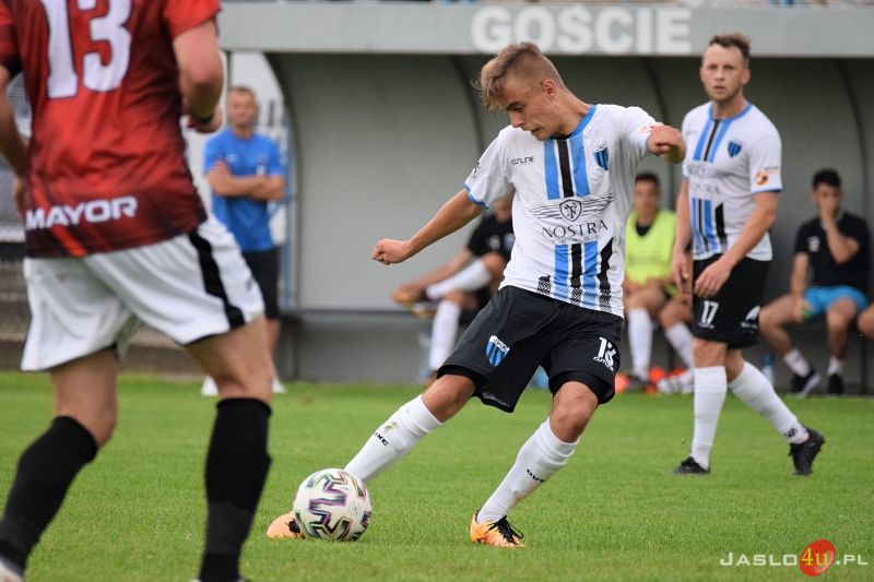 Mecz JKS Czarnin 1910 Jasło - JKS 1909 Jarosław (0:2)